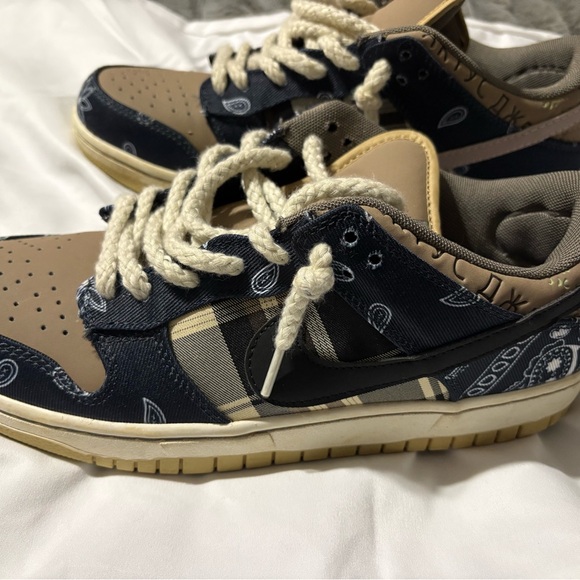 Nike Dunk Low Paisley Bandana Sneakers - Picture 1 of 3